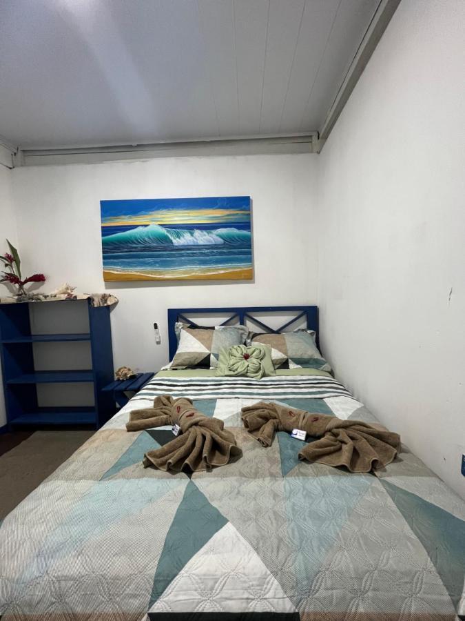 Surf Camp Hotell Bocas del Toro Eksteriør bilde