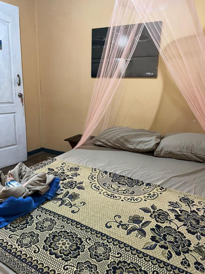 Surf Camp Hotell Bocas del Toro Eksteriør bilde