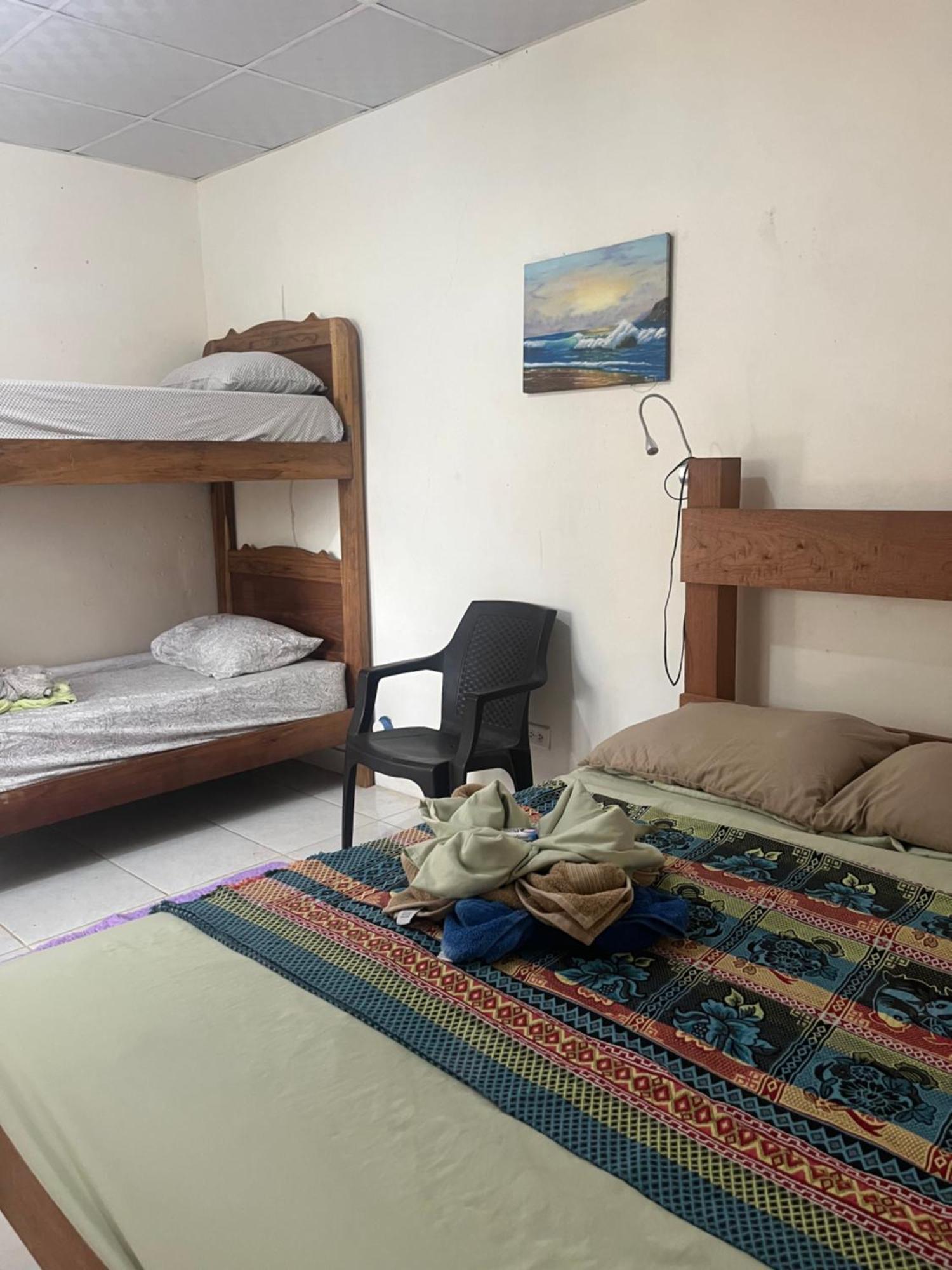 Surf Camp Hotell Bocas del Toro Eksteriør bilde